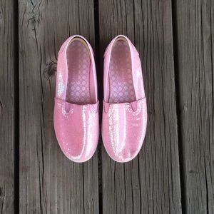 🔸PINK SPARKLY FLATS